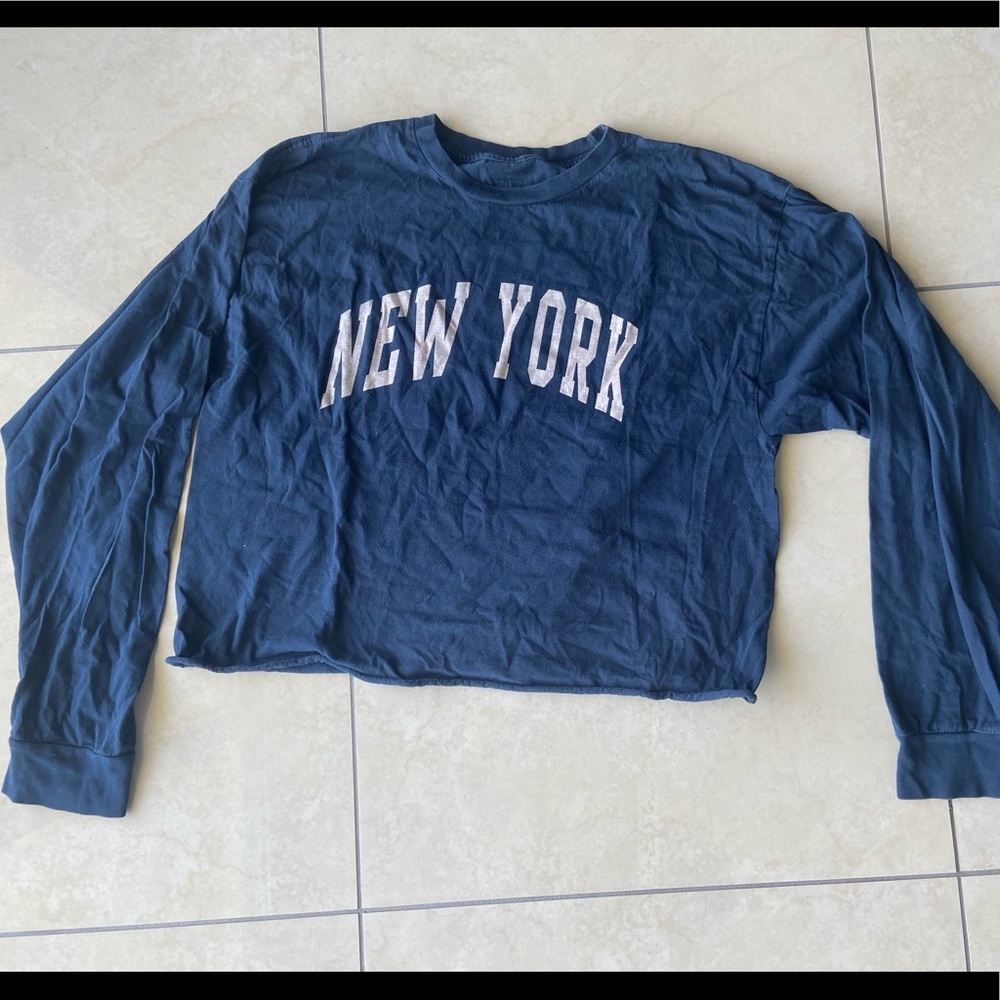 Brandy Melville J Galt New York Long Sleeve